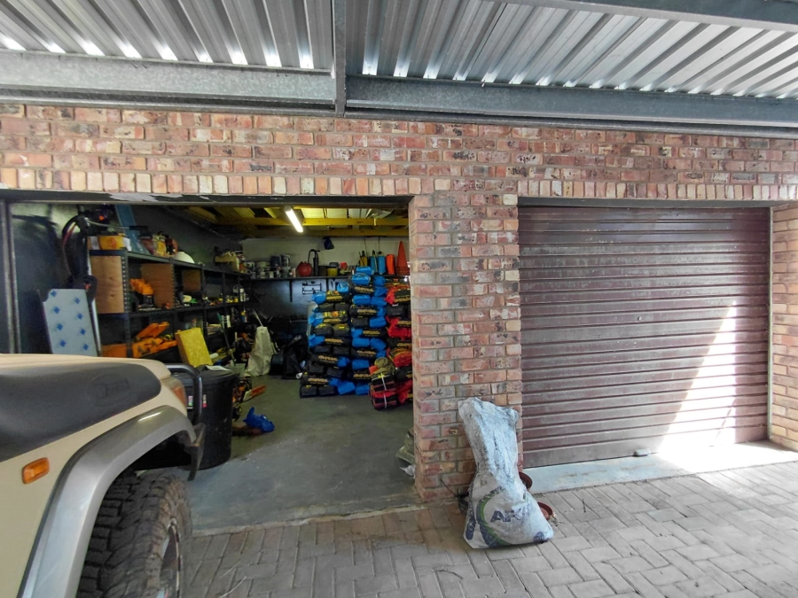 3 Bedroom Property for Sale in C Place Eastern Cape